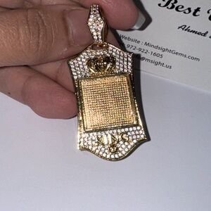 Unique Design Custom made picture keepsake Memorial pendant, Swarovski Crystals